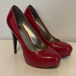 Guess GGWinna platform heels Barbiecore